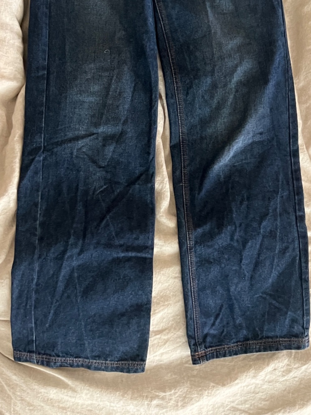 Princess Polly Mid Rise Straight Wide Denim Jeans Back Flap Pockets - Picture 8 of 8